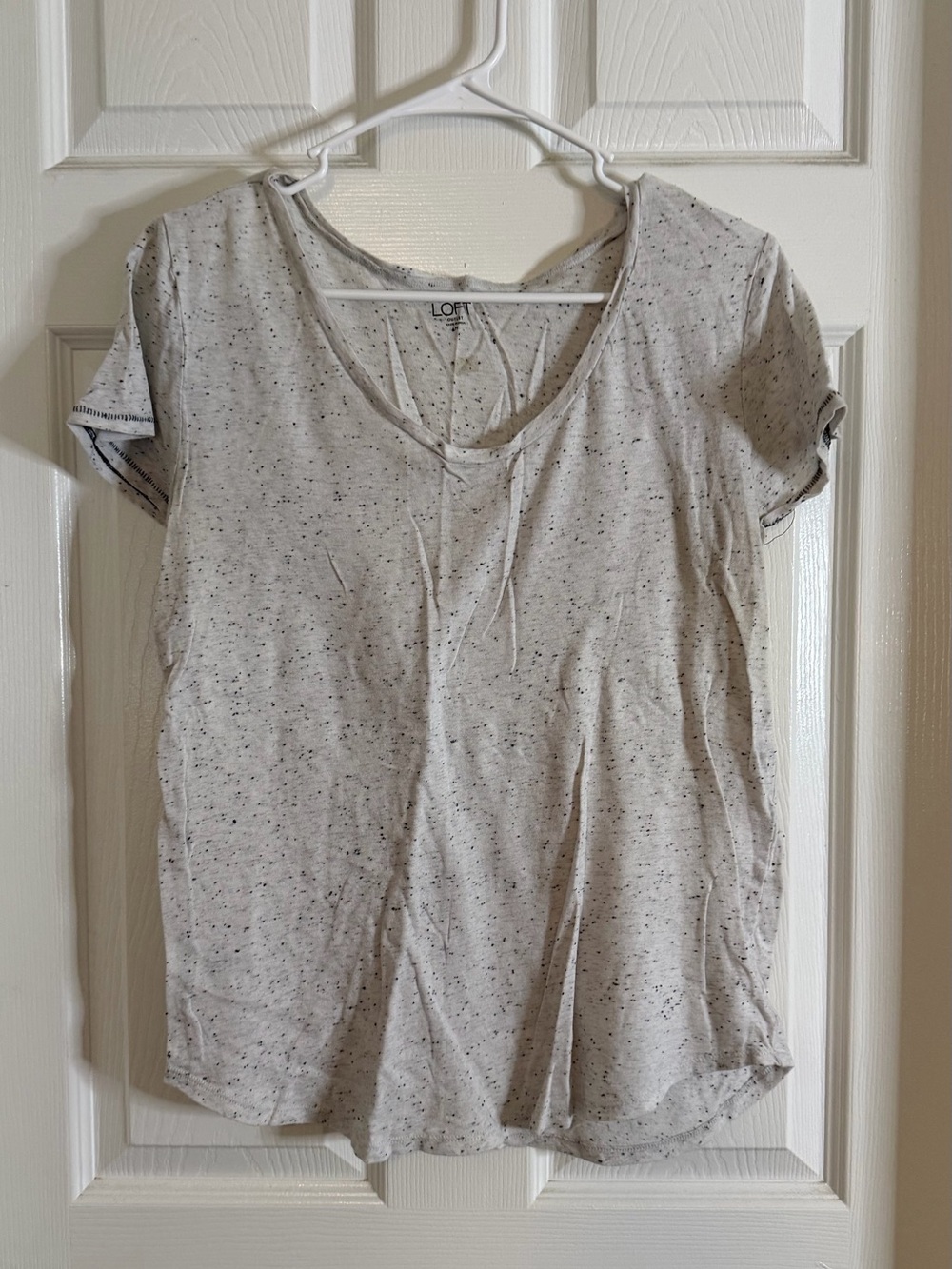 LOFT Speckled Heather Light Gray V-Neck Tee